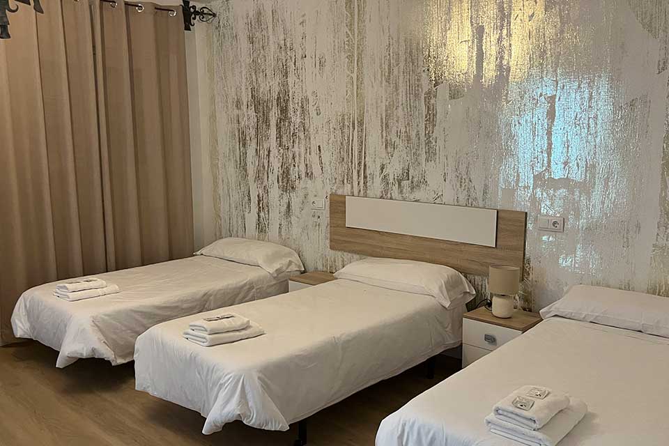 hostal gran capitan habitaciones 28